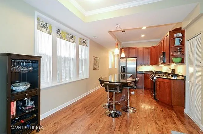 1078 N Marshfield Ave #2 — Photo 6