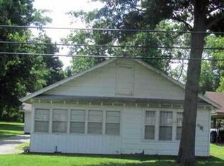 515 S Walnut St, Steele, MO 63877