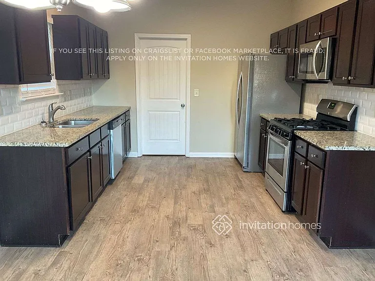473 Highland Falls Dr — Photo 4
