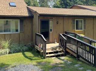 478 Seese Hill Rd, Canadensis, PA 18325