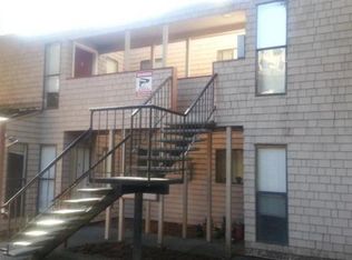 943 Civic Center Dr APT B, Rohnert Park, CA 94928