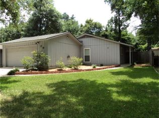 29 Blue Fox Rd, Spring, TX 77380