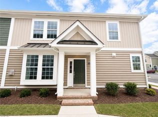 1014 Robinson Rd #8C, Suffolk, VA 23434