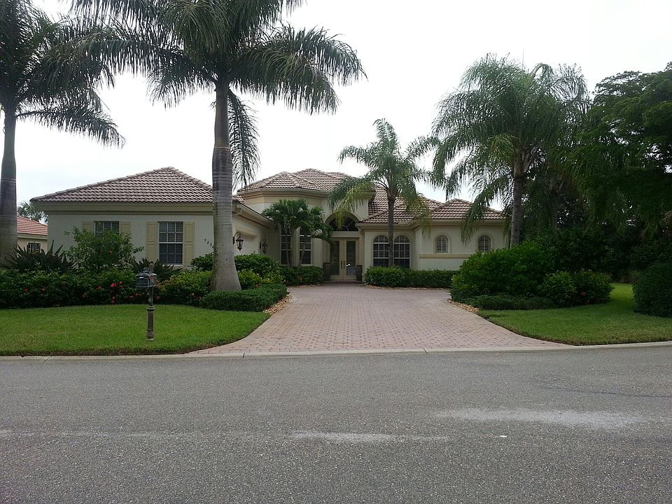1st image of 22341 Kenwood Isle Dr