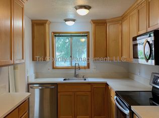 7120 SE 64th Ave, Portland, OR 97206