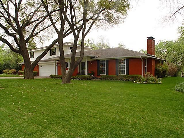 1st image of 154 Bon Aire Dr