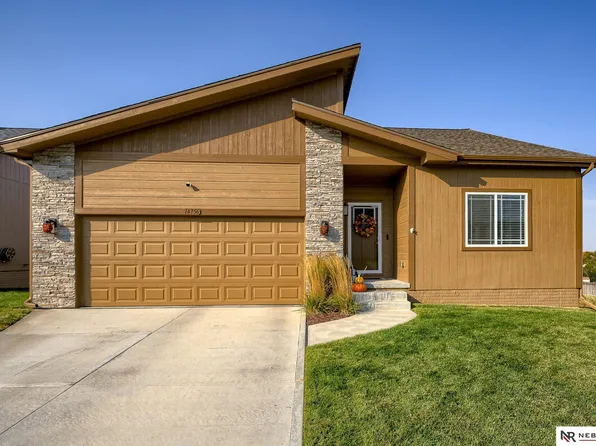 14756 Leeman St, Bennington, NE 68007