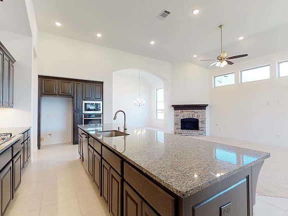 5th image of 2606 Blue Hubbard Cir