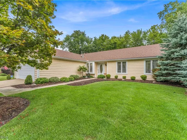 19757 Cross Trl S, Strongsville, OH 44136