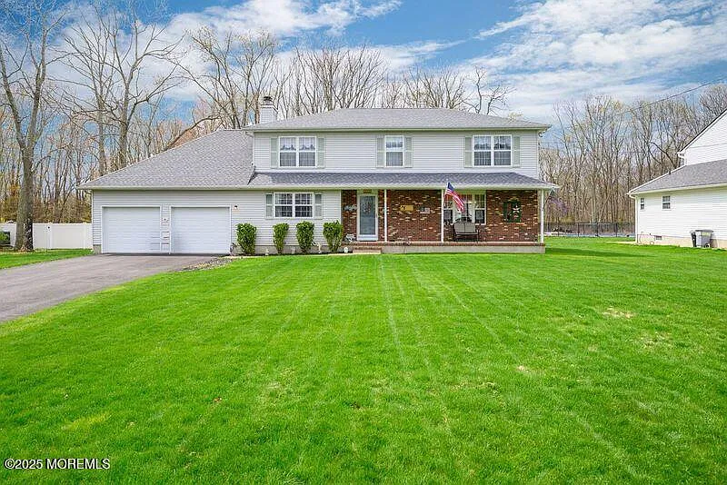 382 Pfister Road photo 1