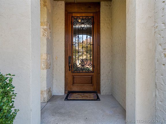 2nd image of 11830 S Pittsburg Ave