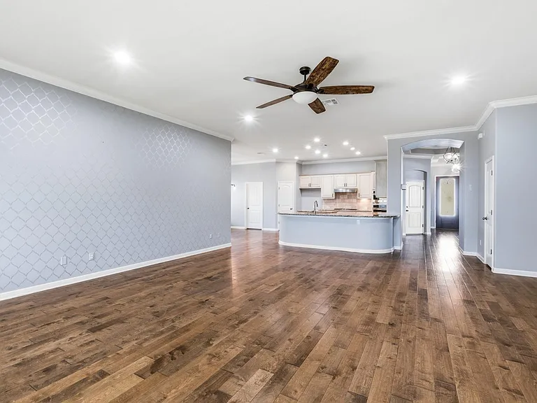 2508 Hilltop Divide Ln — Photo 8