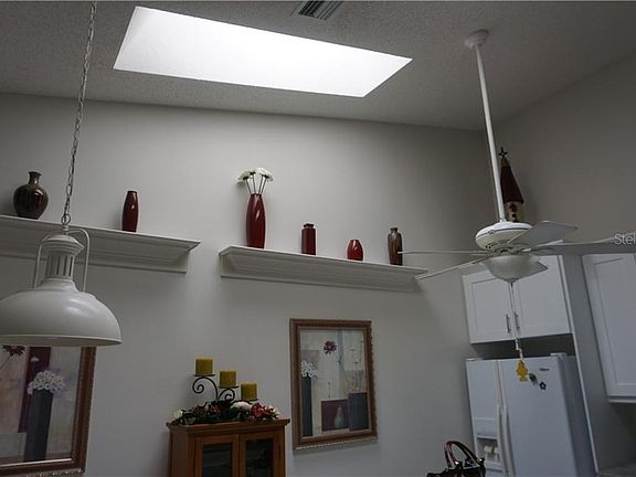 5th image of 2284 Turnbull Ln