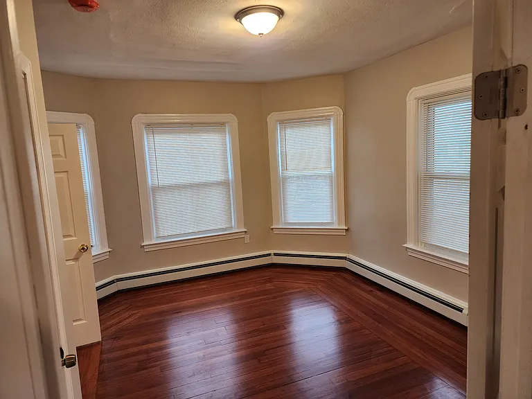 77 Daniels St #2 — Photo 6