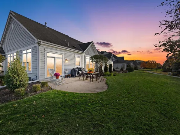 1758 Bess COURT, Oconomowoc, WI 53066