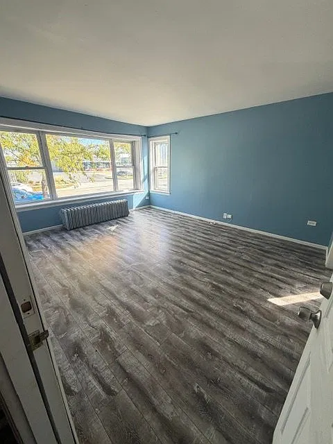 Beautiful Unit 1 Apartment - 2814 Edgington St — Photo 2