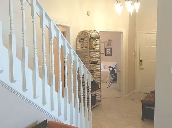 3150 Silver Sands Cir APT 301, Virginia Beach, VA 23451