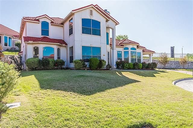 1st image of 2075 Pontchartrain Dr