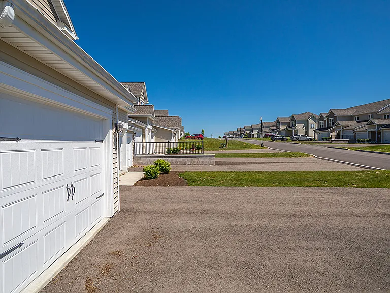 Fairlawn Hills — Photo 32