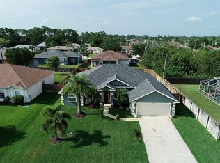 2390 SW Kent Cir, Port Saint Lucie, FL 34953
