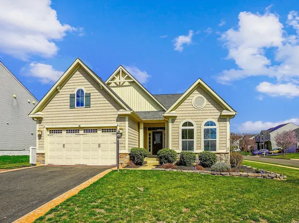 9213 Harbor Ct, Warrenton, VA 20187