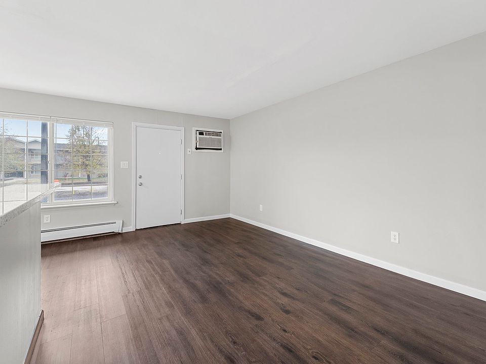 17250 Raupp St #106, photo 9