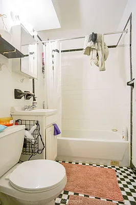 Rented by City Connections Realty | media 11