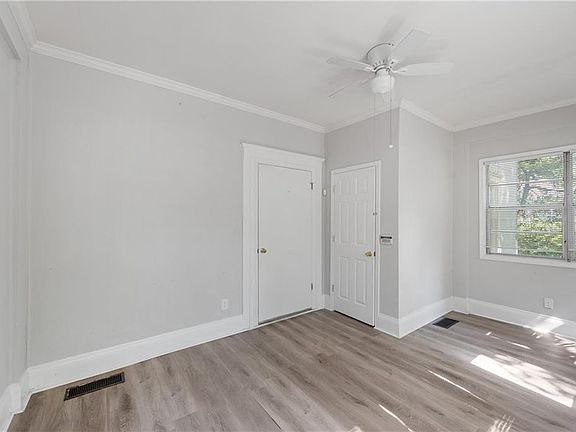 4th image of 742 Charles Allen Dr NE APT 1