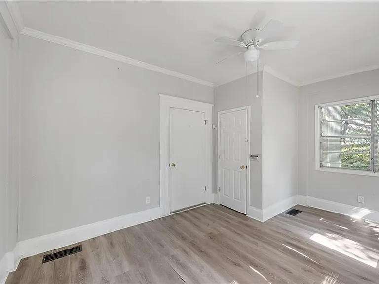 742 Charles Allen Dr NE #1 — Photo 4