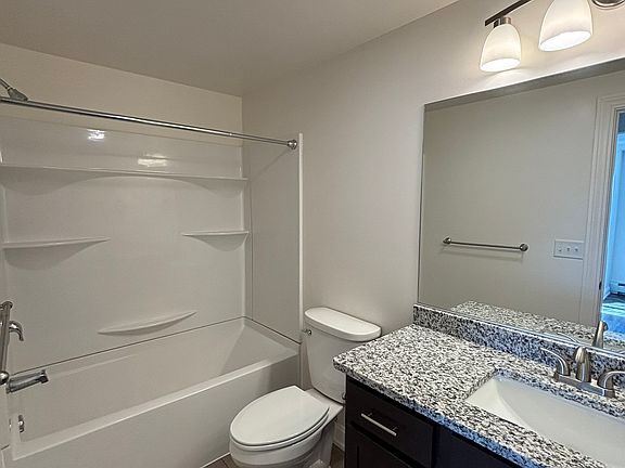5th image of 1357 Millersport Hwy #1355-3
