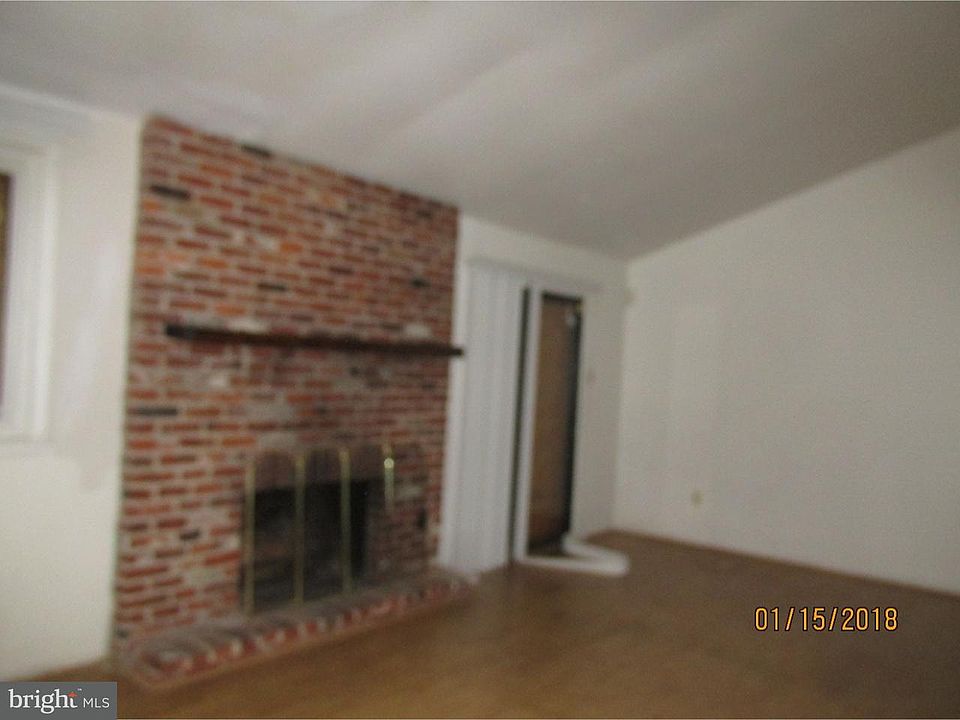 2nd image of 1501 Mason Run