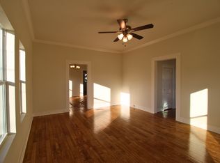 257 Barrett Pl, San Antonio, TX 78225