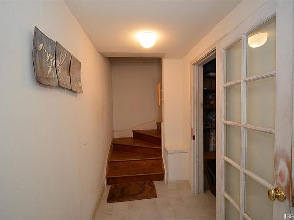 4th image of 527 Peralta Ave