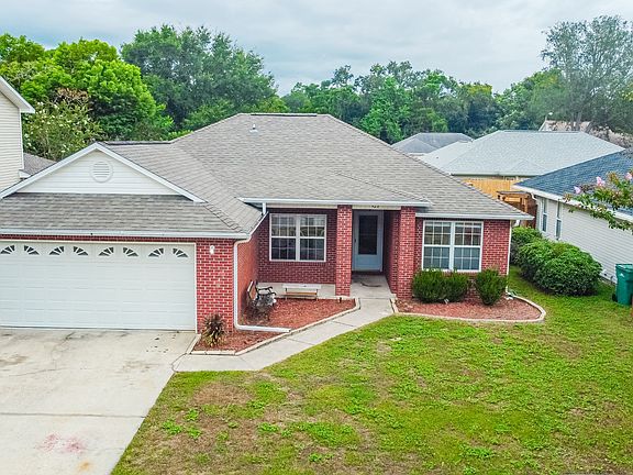2nd image of 923 Scenic Oak Ln