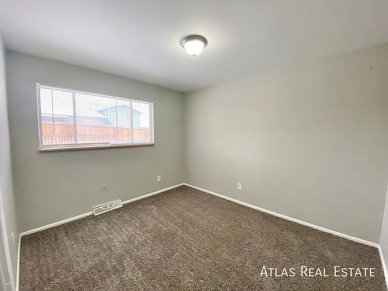 1885 Nueva Vista Dr — Photo 10