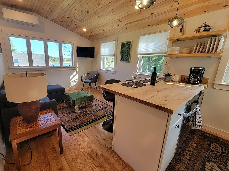 135 Commercial St #3-B
