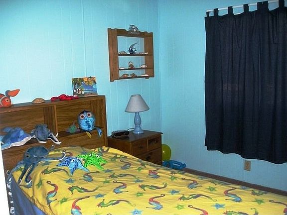 Sea blue room