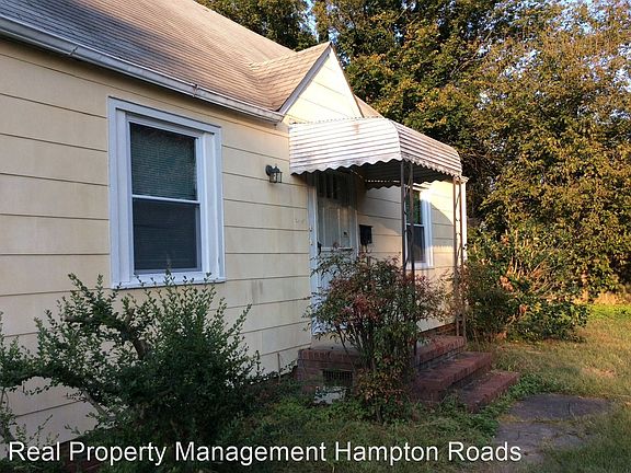 5th image of 20 Roberts Ct E APT 2