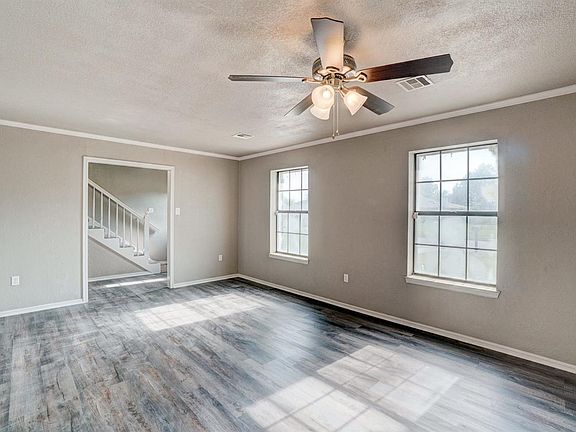 5th image of 1603 NW Keystone Dr