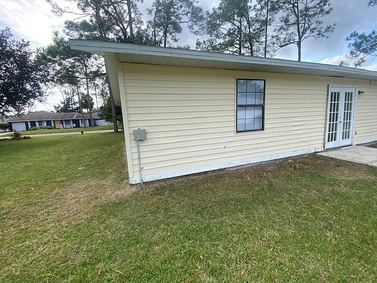 19 Woodston Ln — Photo 25