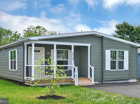 2110 Scull St, Lebanon, PA 17046