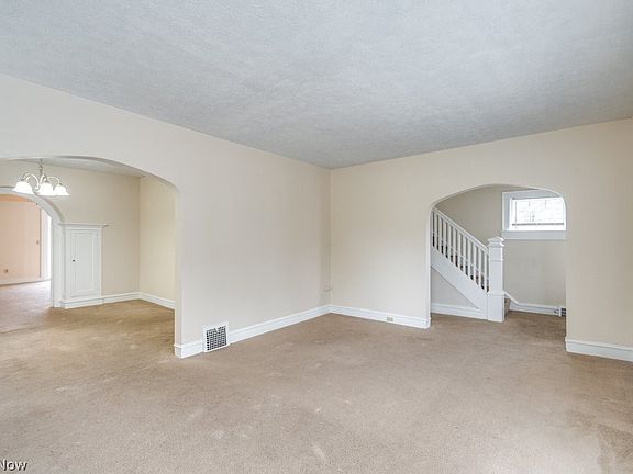 4th image of 3345 Berkeley Rd