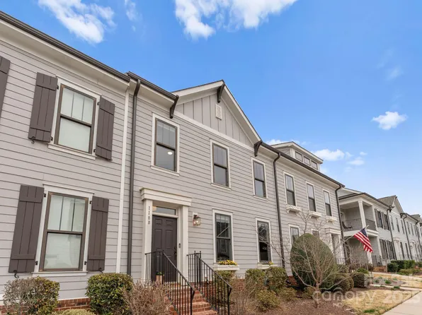 118 Mint Ave #B, Mooresville, NC 28117