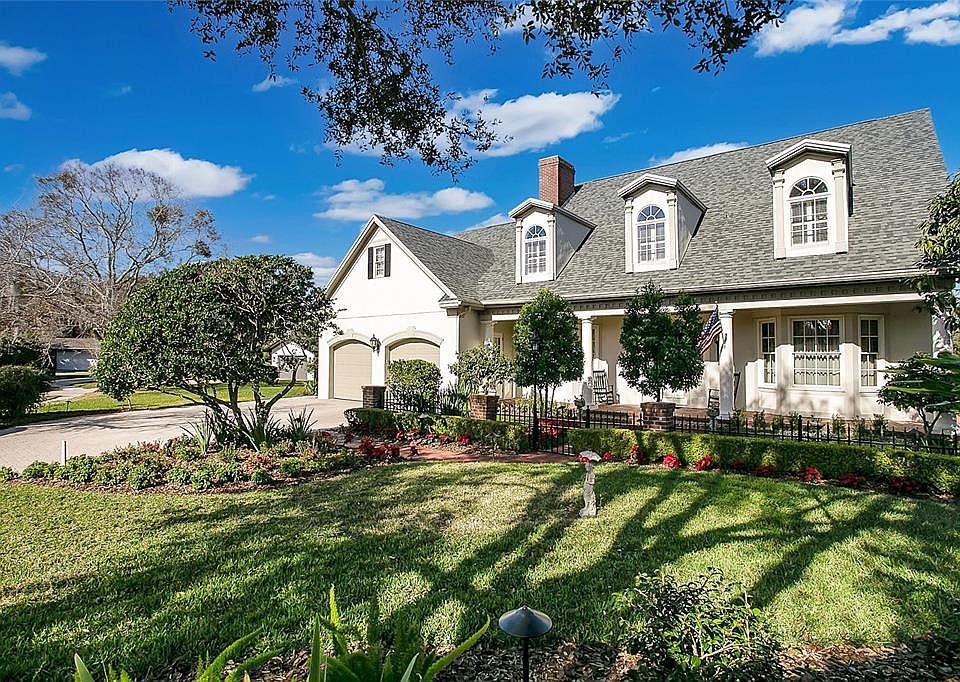1st image of 5109 The Oaks Cir