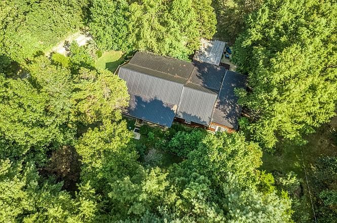 19th image of 233 Taylor Lake Rd