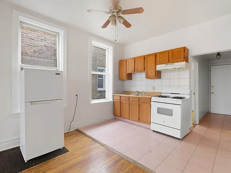 3133 W Augusta Blvd #3E — Photo 8