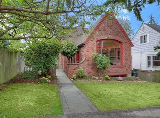 2511 NE 57th St, Seattle, WA 98105