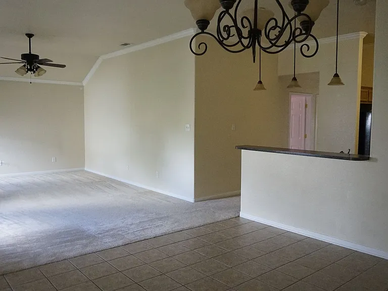 5404 Hunters Ridge Trl — Photo 10