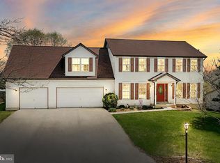 113 Yellowstone Ln, Stewartstown, PA 17363