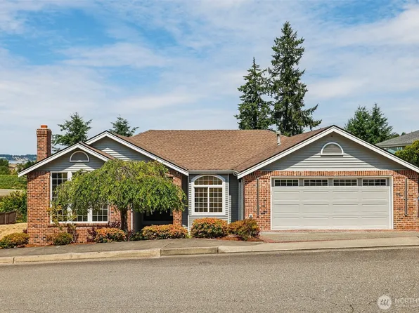 2805 Chambers Bay Drive, Steilacoom, WA 98388